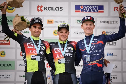 Nejprve jsme opanovali sobotní kritérium a poté si v neděním silničním závodě zachoval pozici lídra Škoda Cupu Dominik Neuman