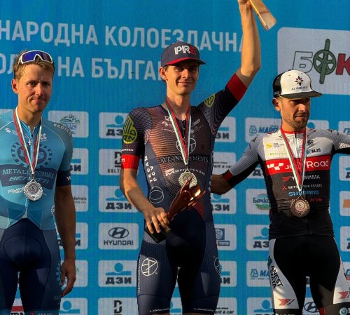 Po pobytu v celodenním úniku a následném čtyřicetikilometrovém sólu vítězí s víc jak dvouminutovým náskokem Jakub Otruba!