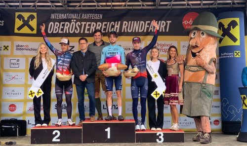 Márton Dina dojel v nejtěžší etapě na třetím místě, pódium mu uteklo o sedm vteřin. Jakub Otruba vyhrál čtvrtý díl Českého poháru Škoda Cup