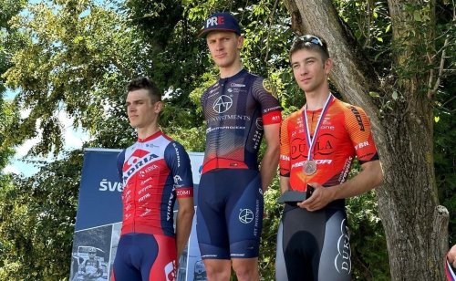 ATT Investments získal šesté sezónní vítězství v závodě UCI. Matthias Schwarzbacher se stal mistrem Slovenska v časovce kategorie U23