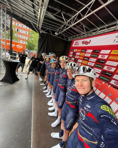 Piotr Pekala se v Rakousku po královské etapě posunul na 12. místo. Martin Voltr za 4. místo v Maďarsku získal 20 UCI bodů.