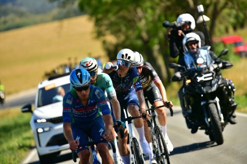 Při Czech Tour třikrát v etapách v top 10. Po smolné druhé etapě Pekala 14. v GC. Monti 5. v U23 a tým nejlepší z Conti na 6. místě