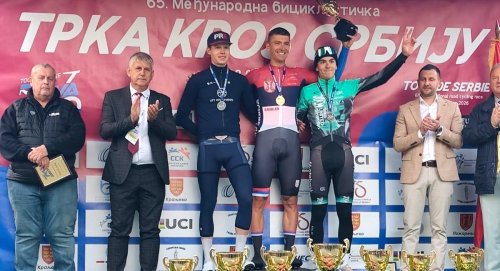 V Srbsku jsme v konkurenci dvou ProTeams vybojovali tři etapová pódiová umístění, druhé místo v konečné klasifikaci, zelený dres a nejvyšší počet UCI bodů