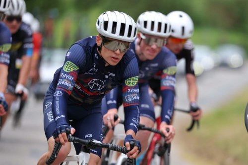 Na Flèche du Sud (2.1) jsme skončili třikrát v top 10 a získali 6 UCI bodů. V Kyjově nám patřilo 4. a 6. místo