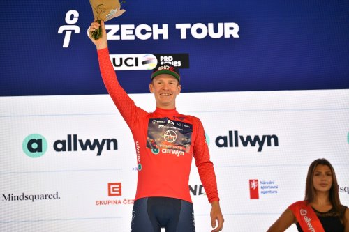 Při Czech Tour třikrát v etapách v top 10. Po smolné druhé etapě Pekala 14. v GC. Monti 5. v U23 a tým nejlepší z Conti na 6. místě