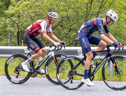 Marcin Budziński dospurtoval na 8. místě. Jakuba Římana vyřadila ze souboje o vítězství na slovenské V4 proražená guma