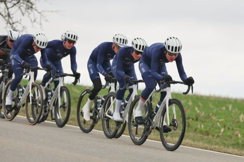 Naprosto nevídaná dominance našeho týmu na prvním závodě ŠKODA CUP ve Velké Bíteši. Obsadili jsme první a třetí místo a mezi prvním dvanácti jsme měli osm jezdců