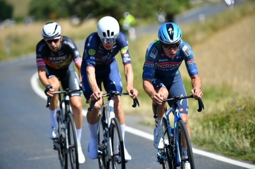 Při Czech Tour třikrát v etapách v top 10. Po smolné druhé etapě Pekala 14. v GC. Monti 5. v U23 a tým nejlepší z Conti na 6. místě