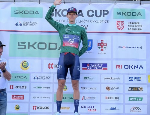 Márton Dina dojel v nejtěžší etapě na třetím místě, pódium mu uteklo o sedm vteřin. Jakub Otruba vyhrál čtvrtý díl Českého poháru Škoda Cup