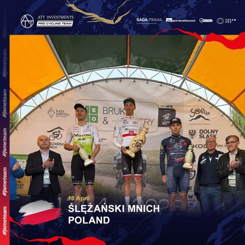 Z Okolo Arden vezeme tři umístění v top ten a z polského štěrku a větru devadesát osm UCI bodů